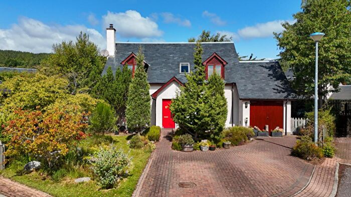 4 Bedroom Detached House For Sale In Croftside, Aviemore, PH22