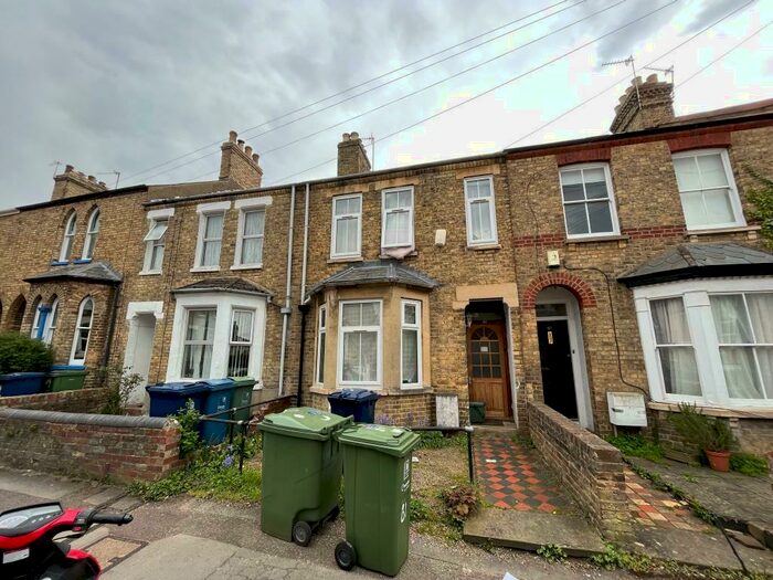 6 Bedroom Terraced House To Rent In Bullingdon Road, Cowley, Hmo Ready Sharers, OX4