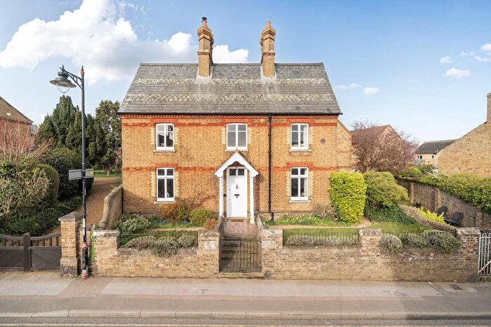 2 Bedroom Detached House For Sale In Station Road, Potton, SG19