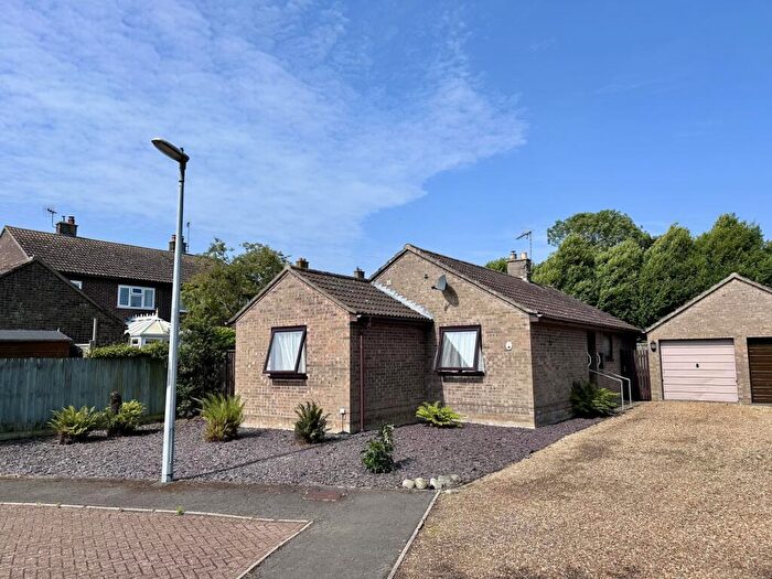 3 Bedroom Detached Bungalow For Sale In Andrews Close, Stretham, Ely, Cambridgeshire, CB6