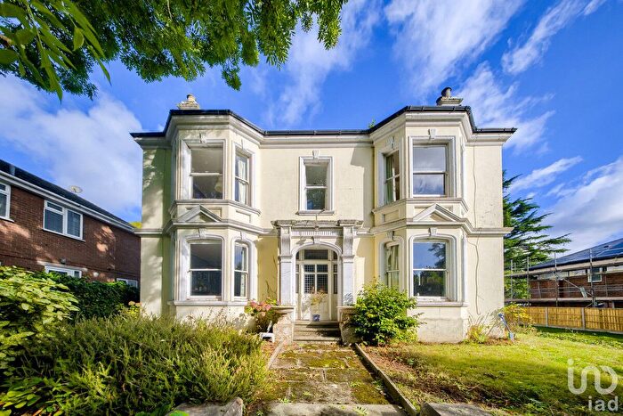 7 Bedroom Detached House For Sale In South Avenue, Coventry, CV2