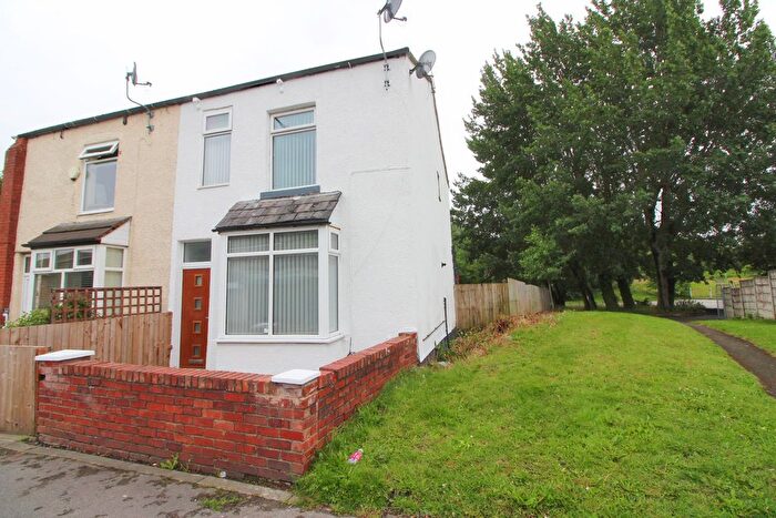 3 Bedroom Terraced House To Rent In Walthew Lane, Platt Bridge, Wigan, WN2