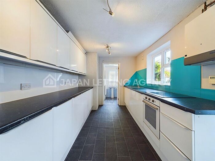 3 Bedroom Terraced House To Rent In Coningsby Road, London, W5