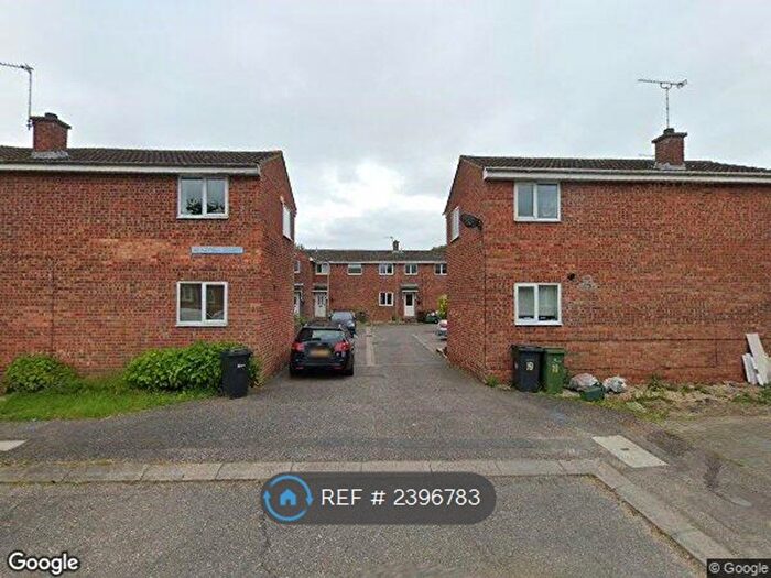 2 Bedroom Flat To Rent In Bradwell Court, Braintree, CM7