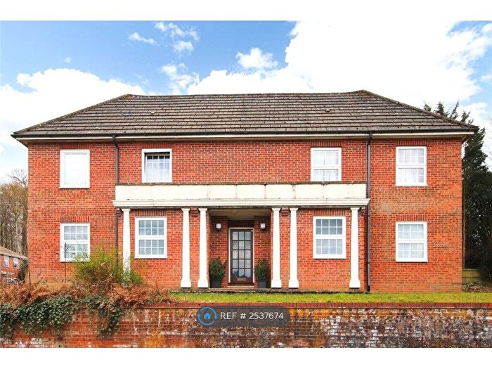 1 Bedroom Flat To Rent In Crowthorne Rd, Bracknell, RG12