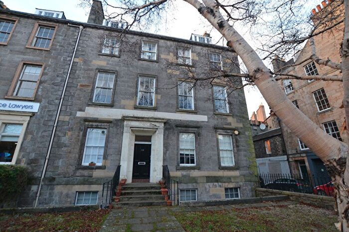 3 Bedroom Flat To Rent In Leith Walk, Edinburgh, EH6