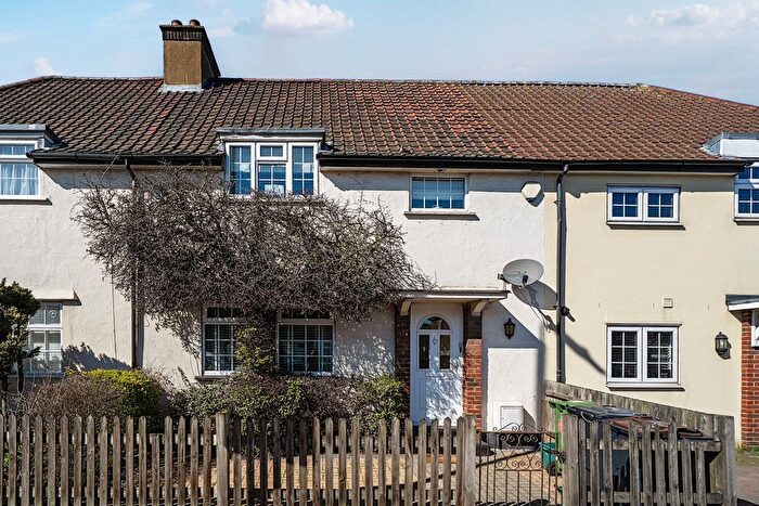 3 Bedroom Terraced House For Sale In Homesdale Road, Bromley, BR2