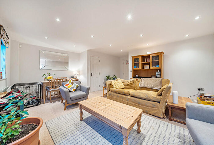 5 Bedroom Terraced House For Sale In Beamont Walk, Brockworth, Gloucester, Gloucestershire, GL3