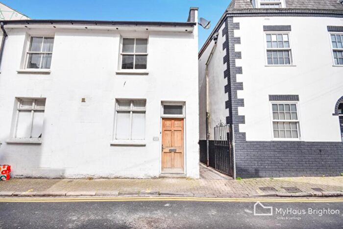 2 Bedroom Apartment To Rent In London Road, Brighton, BN1
