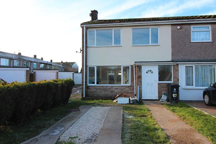 3 Bedroom Semi-Detached House To Rent In Coopers Lane, Clacton-on-Sea, CO15