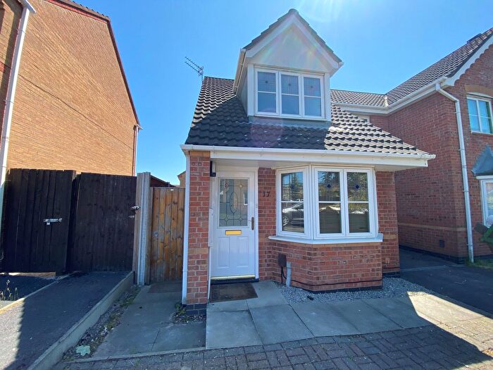 3 Bedroom Semi-Detached House To Rent In Chedworth Drive, Manchester, M23