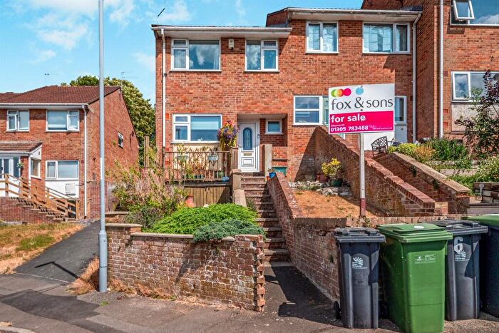 3 Bedroom End Of Terrace House For Sale In Springfield Road, Weymouth, DT3