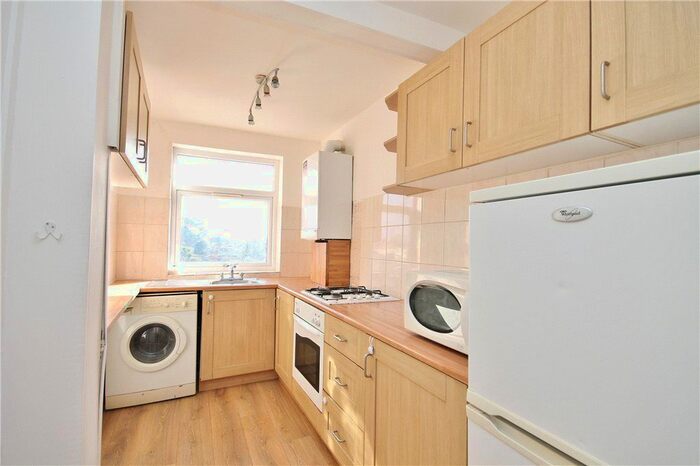 2 Bedroom Maisonette To Rent In The Parade, Thorpe Road, Staines-Upon-Thames, Surrey, TW18