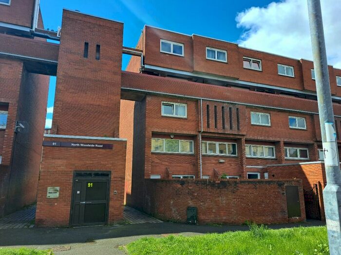 1 Bedroom Flat To Rent In North Woodside Road, Woodside, Glasgow, G20