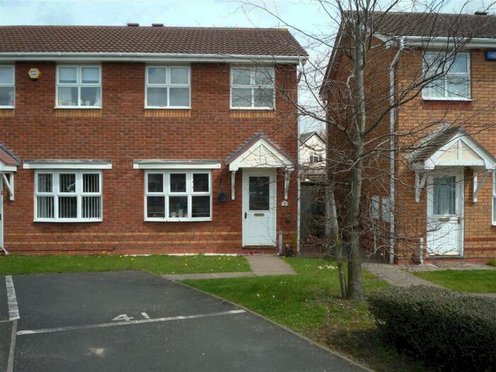 2 Bedroom Semi-Detached House To Rent In Exeter Drive, Tamworth, Staffordshire, B79