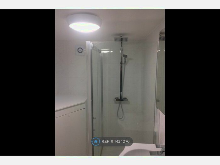 Studio To Rent In Hadley Wood, Hadley Wood, EN4