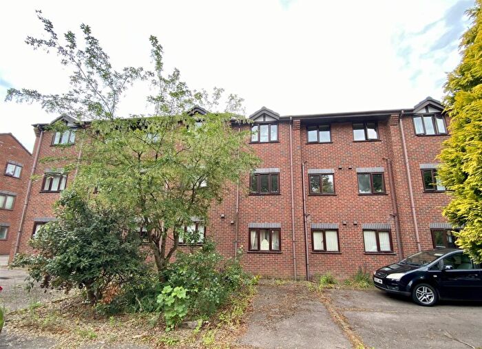 1 Bedroom Apartment To Rent In Granville Gardens, Hinckley, LE10