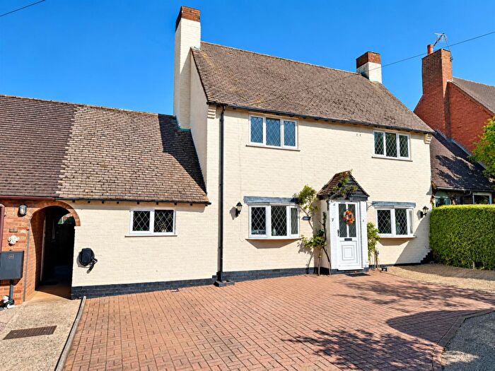 4 Bedroom Link Detached House For Sale In Headland Close, Welford On Avon, Stratford-Upon-Avon, CV37