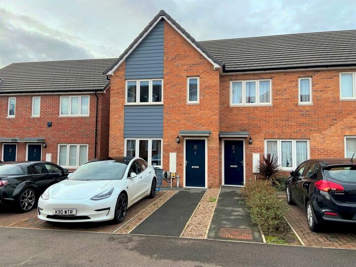 2 Bedroom Property To Rent In Cressbrook Road, Grantham, NG31