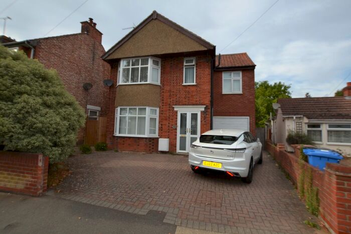 4 Bedroom Detached House To Rent In Rushmere Road, Ipswich, IP4