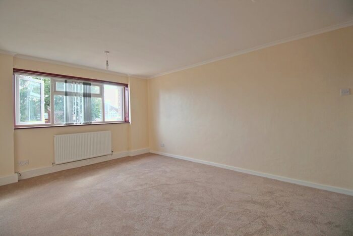 2 Bedroom Flat To Rent In Bath Road, Hounslow, TW5