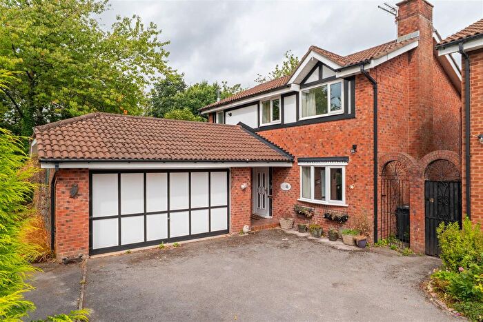 4 Bedroom Detached House For Sale In Longsands Lane, Fulwood, Preston, PR2