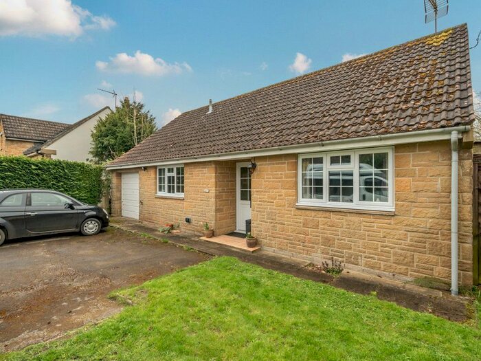 2 Bedroom Bungalow For Sale In Neals Lane, Chetnole, Sherborne, DT9