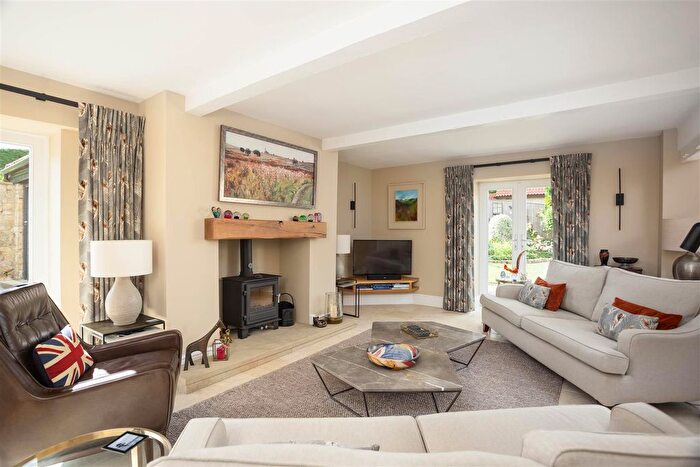 4 Bedroom Detached House For Sale In The Haybarn, Hall Park Road, Walton, Wetherby, LS23