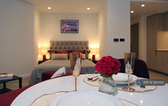 Studio To Rent In Marsh Wall, London, E14