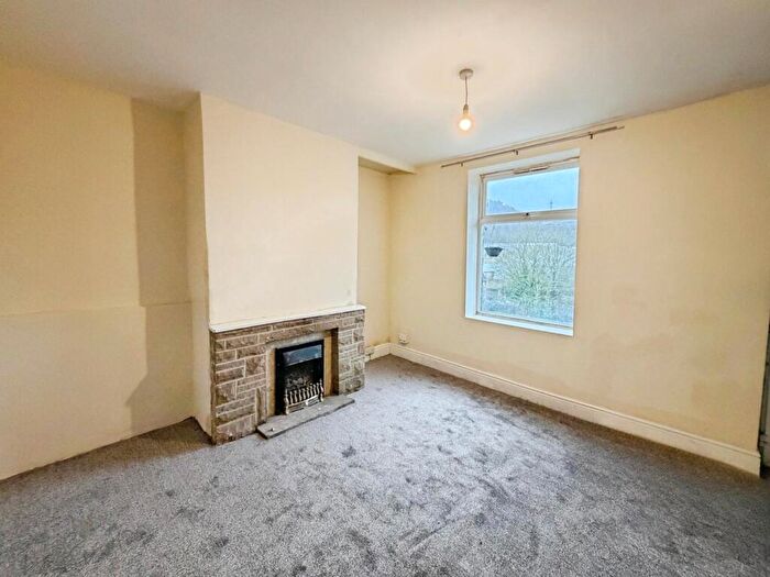 4 Bedroom Terraced House To Rent In Ovenden Road Terrace, Halifax, West Yorkshire, HX3