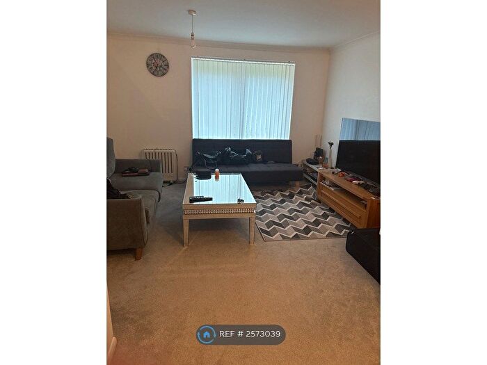 1 Bedroom Maisonette To Rent In Wansford Green, Woking, GU21