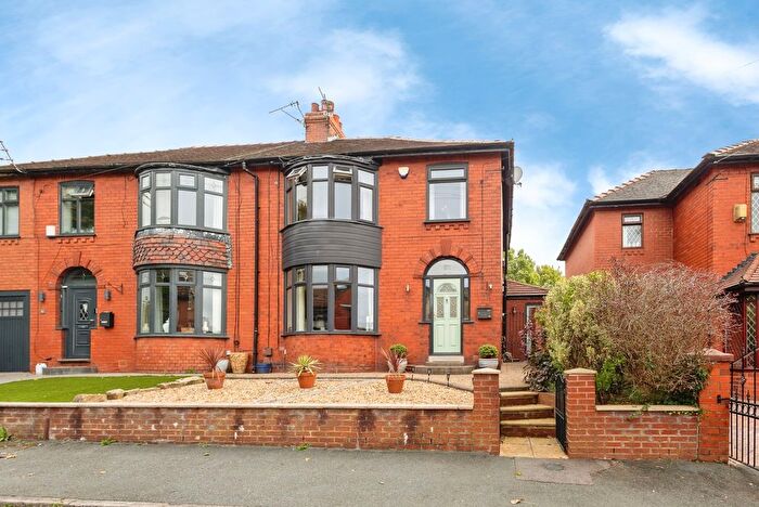 3 Bedroom Semi Detached House For Sale In Sunnyside Grove, Ashton-Under-Lyne, Lancashire, OL6