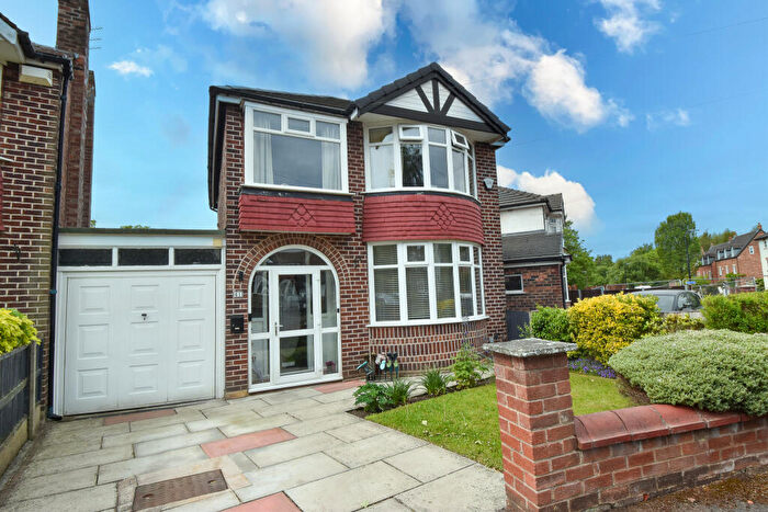 3 Bedroom Detached House For Sale In Ambleside Road, Flixton, M41