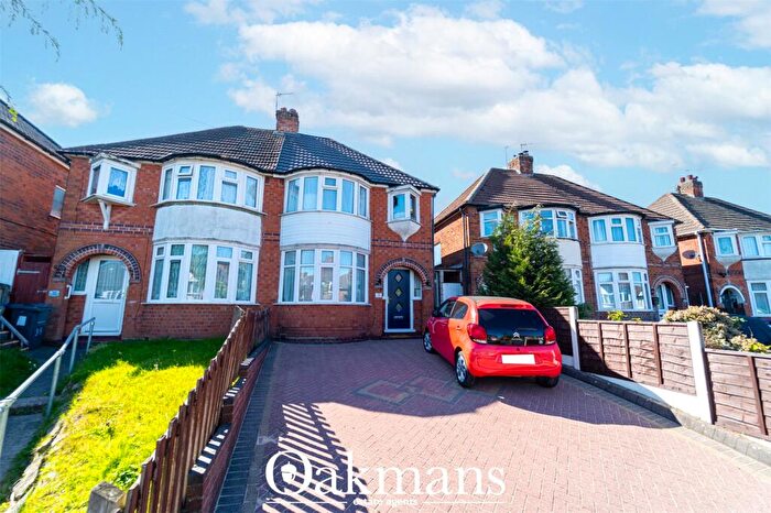 3 Bedroom Semi-Detached House For Sale In Ryde Park Road, Rednal, Birmingham, B45