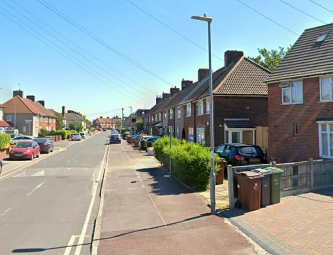 3 Bedroom Semi-Detached House To Rent In Aconbury Road, Daggenham, RM9