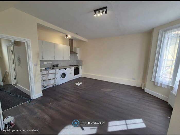 3 Bedroom Maisonette To Rent In Rainham Road, London, NW10