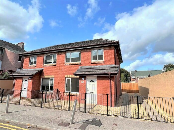 3 Bedroom Semi-Detached House To Rent In Neilson Street, Bellshill, ML4