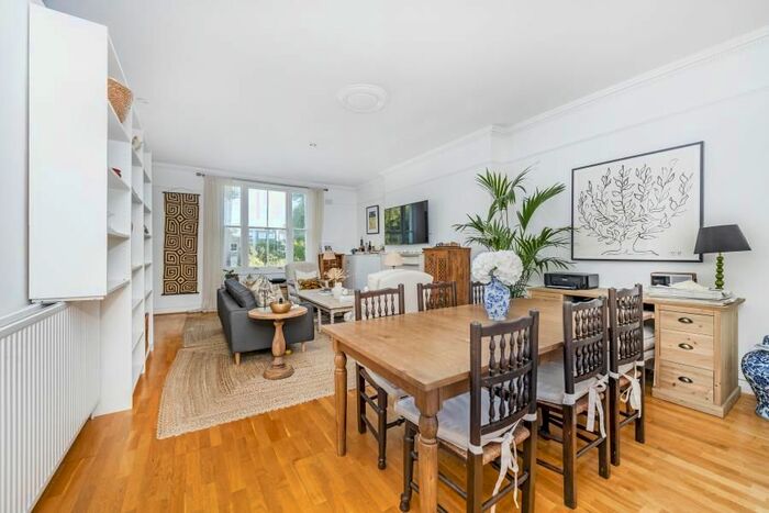 2 Bedroom Flat To Rent In Warrington Crescent, London, W9