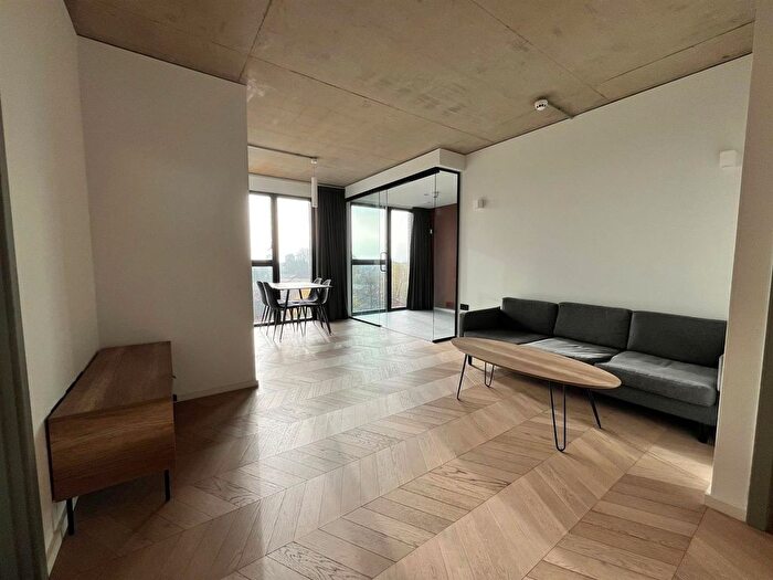 2 Bedroom Flat To Rent In F Spinners Way, Castlefield, Manchester, M15