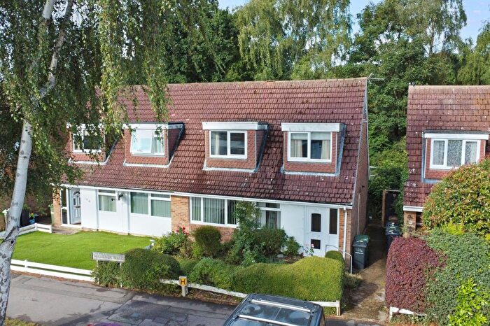 2 Bedroom Semi Detached House For Sale In Reculver Walk, Maidstone, ME15