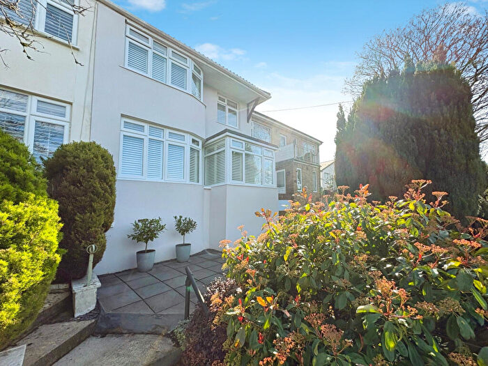 3 Bedroom Semi Detached House For Sale In Conham Hill, Hanham, Bristol, South Gloucestershire, BS15