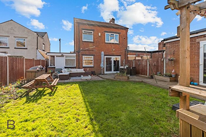 3 Bedroom Detached House For Sale In Abb Scott Lane, Low Moor, Bradford, BD12