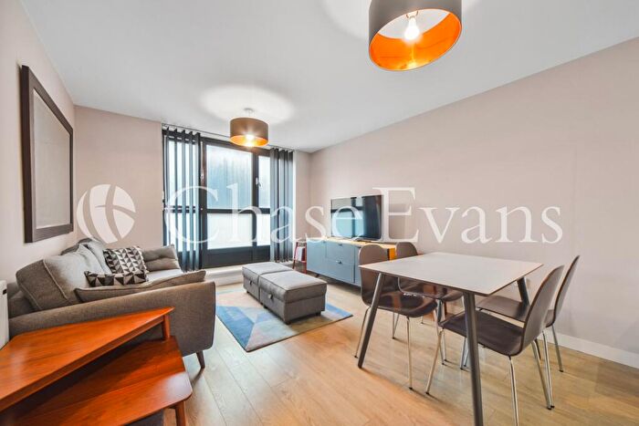 1 Bedroom Flat To Rent In The Sphere, Hallsville Road, Canning Town, London, E16