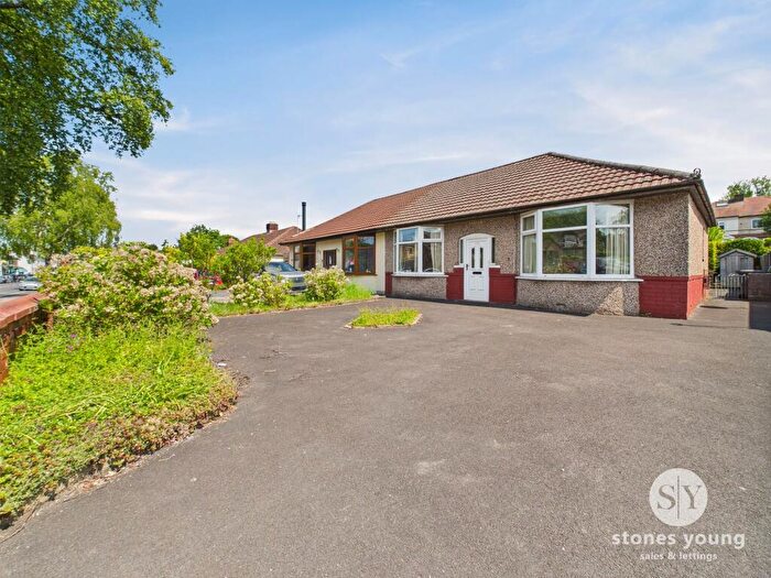 2 Bedroom Semi-Detached Bungalow For Sale In Whalley New Road, Blackburn, BB1