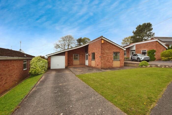 3 Bedroom Detached Bungalow For Sale In The Grove, Lea, DN21