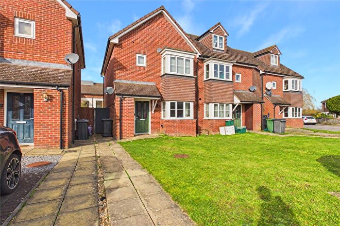 2 Bedroom Semi Detached House For Sale In Play Platt, Theale, Reading, Berkshire, RG7