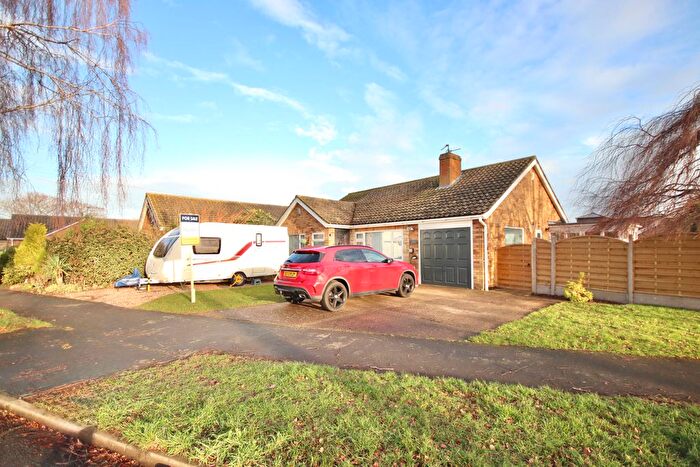 3 Bedroom Detached Bungalow For Sale In Eddystone Drive, North Hykeham, LN6