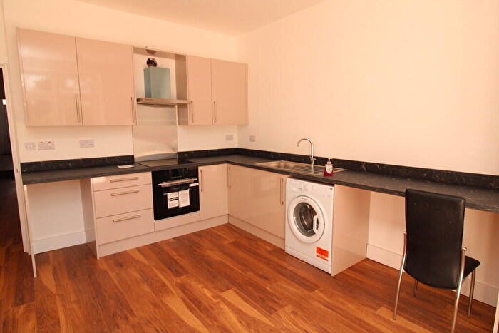 2 Bedroom Apartment To Rent In Cambridge Road, B13