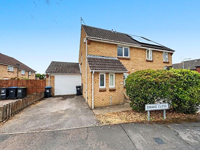 2 Bedroom Semi Detached House For Sale In Drake Close, Stowmarket, IP14