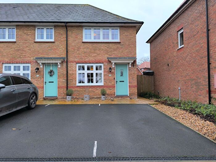 2 Bedroom Property To Rent In Eagle Road, Warminster, BA12